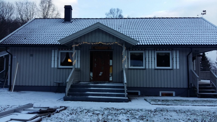 Montowanie drzwi stalowych KMT oraz okna PVC w Norwegii - Oslo